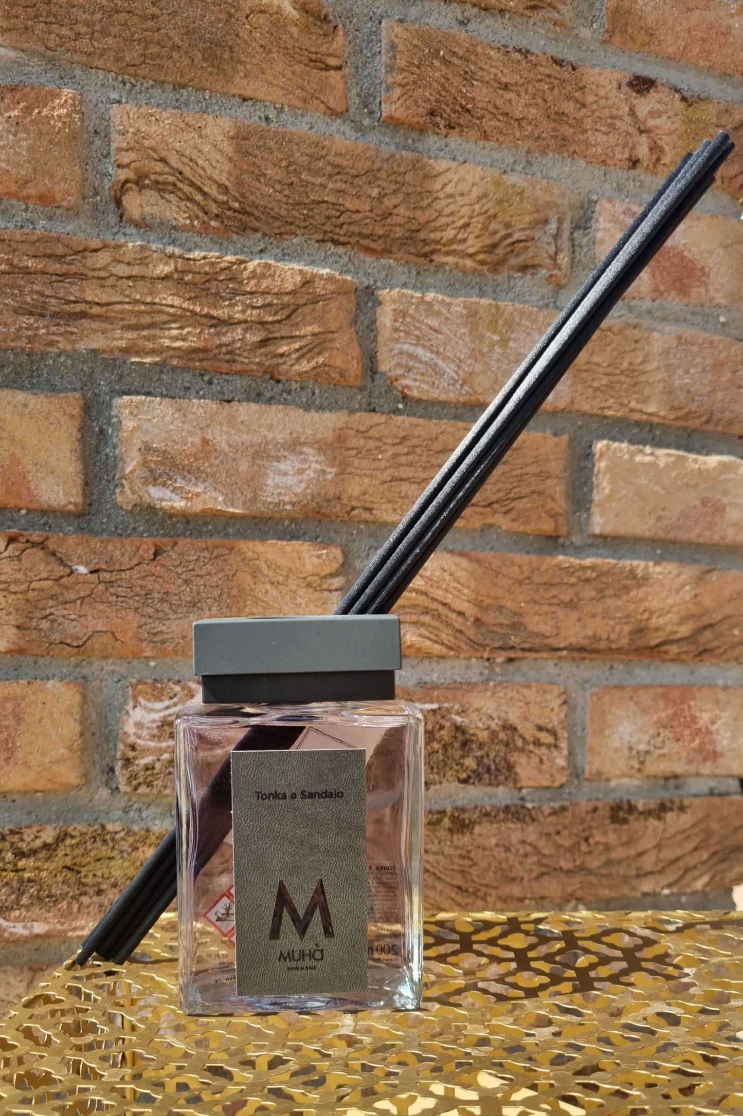 MUHA' Profumatore ambiente bastoncini 200ml TONKA E SANDALO