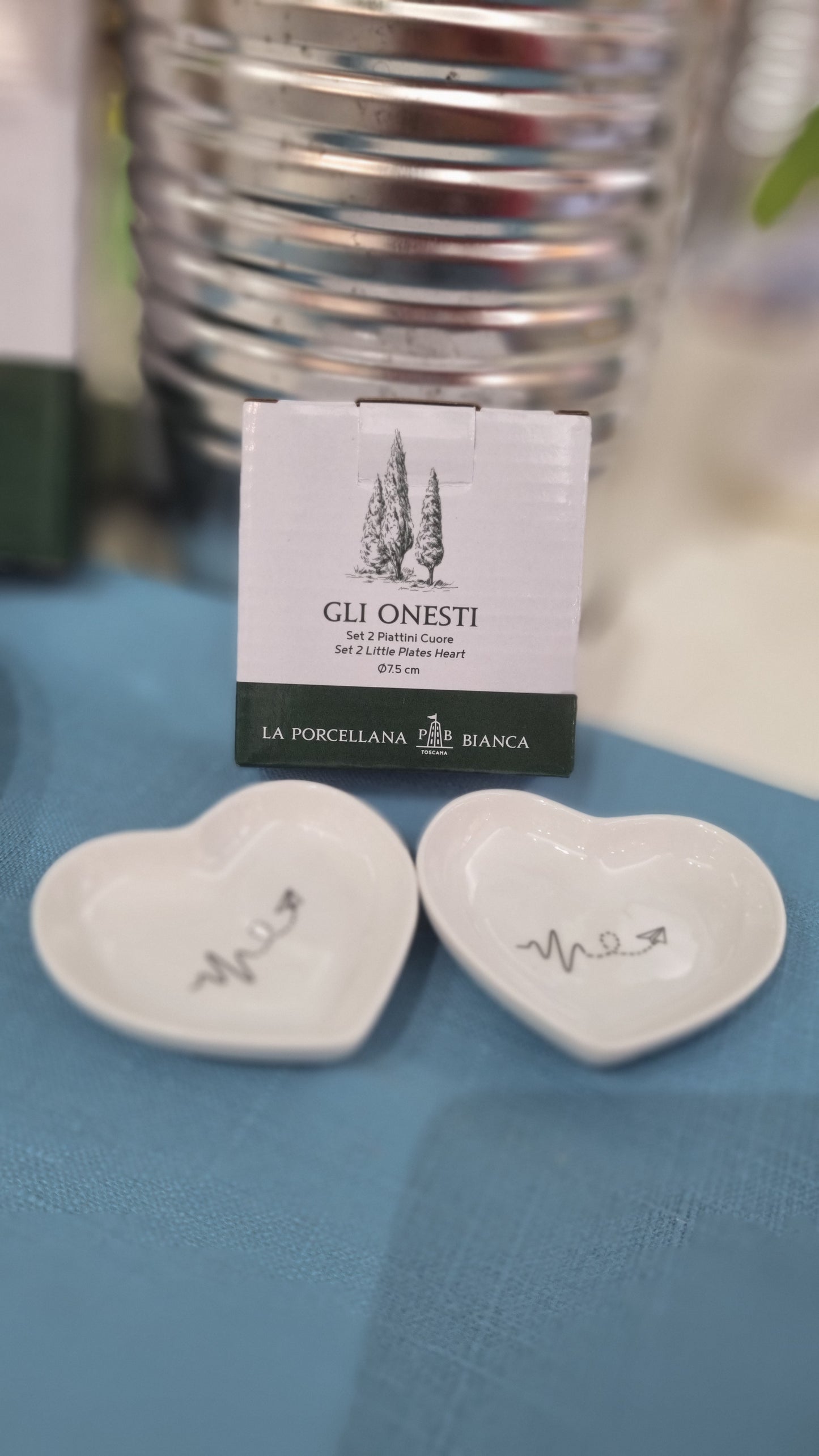 SET 2 PIATTINI CUORE diametro 7,5 cm La Porcellana Bianca