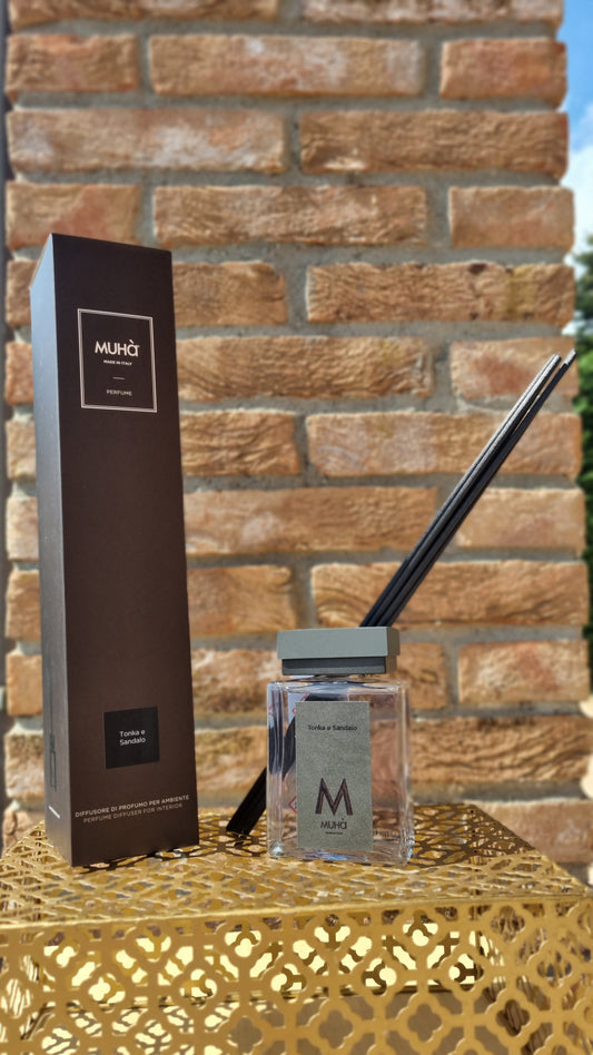 MUHA' Profumatore ambiente bastoncini 200ml TONKA E SANDALO